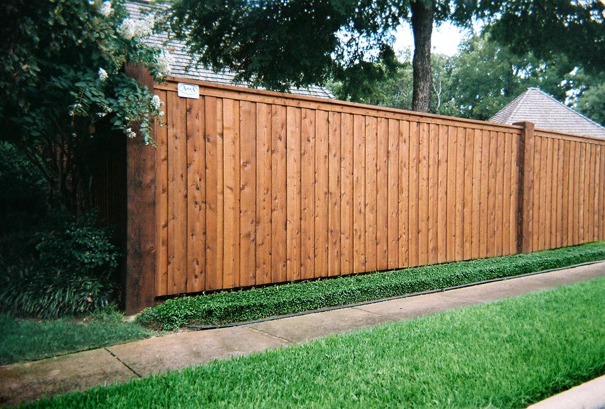 Modern Cedar Fence Installation Services